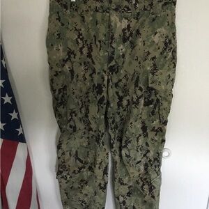 US navy nwu type iii green digital trousers size large regular from BUDS